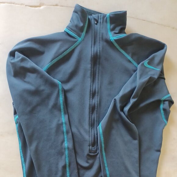 Nike Pro Women’s Medium Dri-Fit Running Top – Gray with Teal Accents - Picture 16 of 16